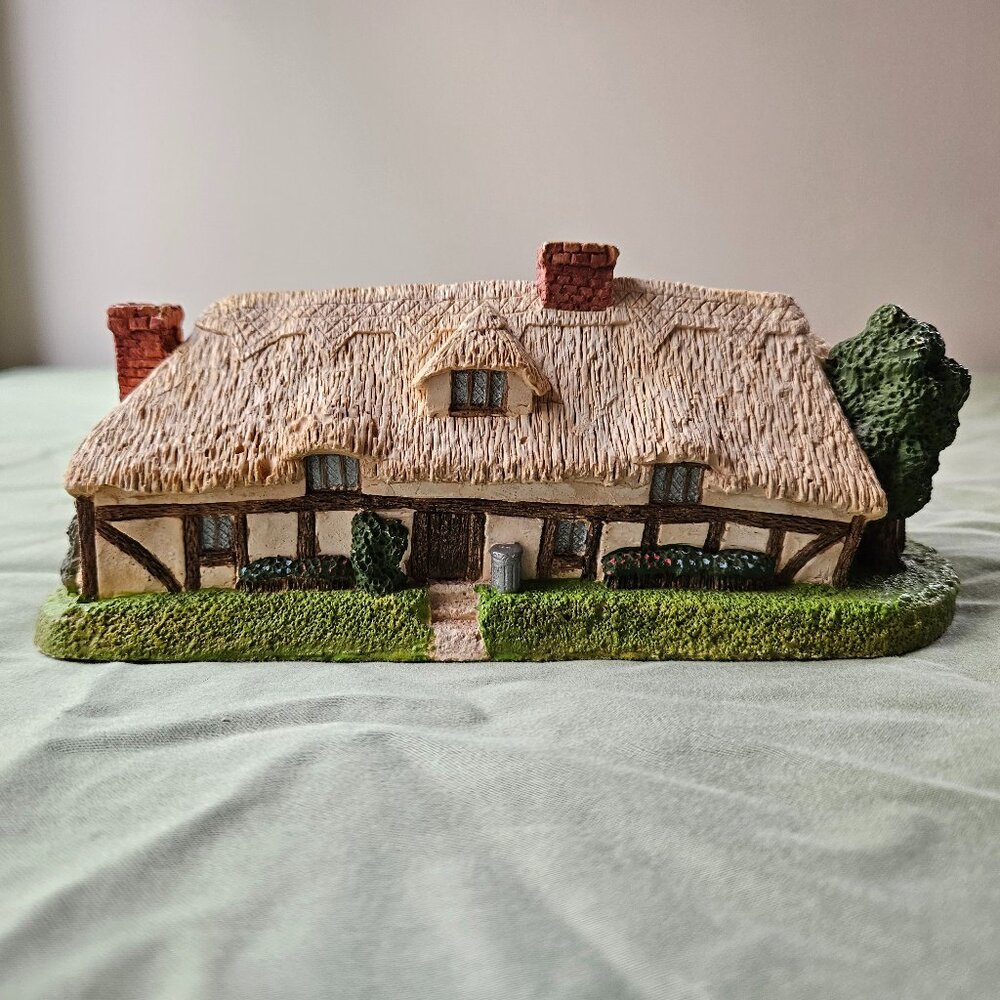 Royal Oak Royal Doulton USA The Lodge Handpainted Handcrafted in England‎